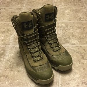 Men’s UA/Goretex Hunting boots - NEVER WORN